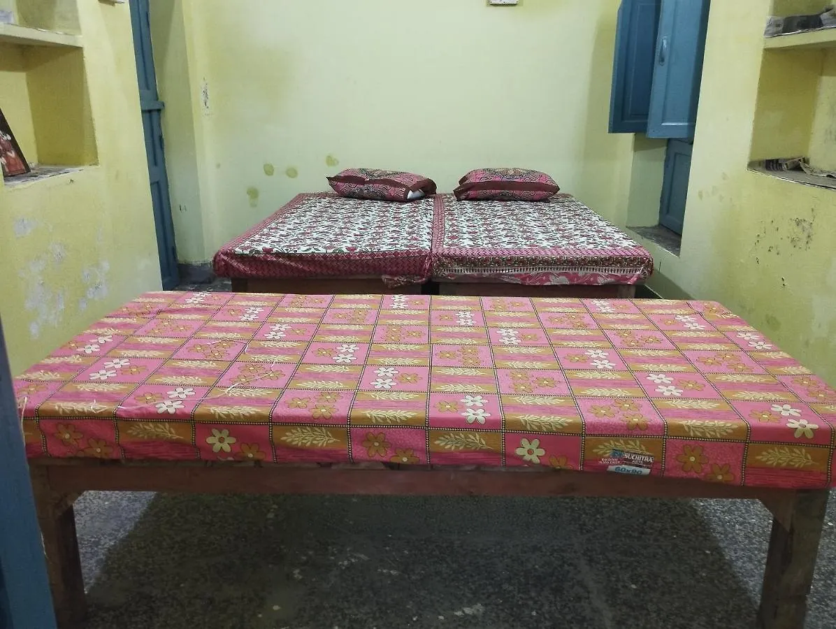 Sri Viswanatham Guest House Varanasi