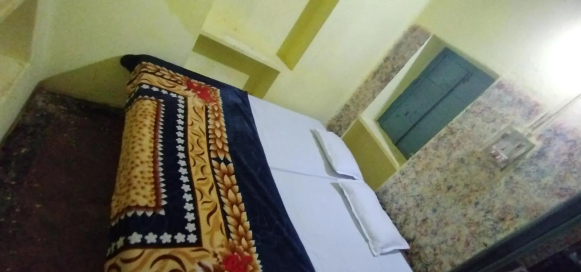 Sri Viswanatham Guest House Varanasi